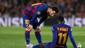 Lionel Messi dialoga junto a Dembelé en uno de sus últimos juegos juntos.