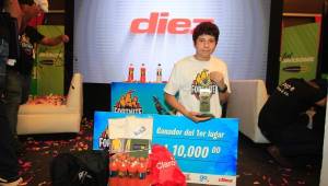 José Flores se llevó el primer lugar del torneo Fortnite Diez 2019.