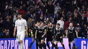 El Ajax le pasó por encima al Real Madrid y clasificó a cuartos de final de la Champions.