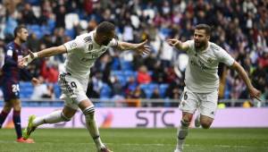 Tremendo partido de Benzema con sus dos anotaciones ante el Eibar que le dieron la victoria al Real Madrid.