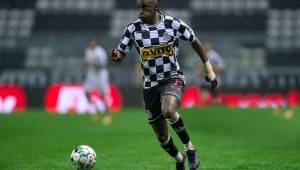 PORTO, PORTUGAL - JANUARY 26: Alberth Elis of Boavista FC in action during the Liga NOS match between Boavista FC and Sporting CP at Estadio do Bessa Seculo XXI on January 26, 2021 in Porto, Portugal. Football Stadiums around Europe remain empty due to the Coronavirus Pandemic as Government social distancing laws prohibit fans inside venues resulting in fixtures being played behind closed doors. (Photo by Jose Manuel Alvarez/Quality Sport Images/Getty Images)