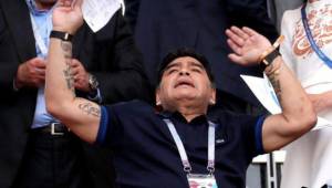 Según Maradona, el árbitro 'se inventó un penalti' que derivó en el 1-0 de Inglaterra y durante todo el compromiso buscó favorecer a los europeos.