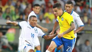 Honduras enfrentando a Brasil en el año 2015, donde caímos 1-0 con gol de Roberto Firmino.