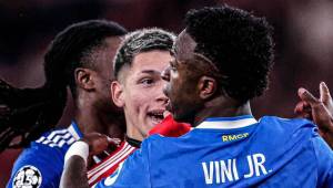 El futbolista argentino del Benfica está envuelto en una grave polémica por supuestos insultos racistas contra Vinicius y puede recibir un fuerte castigo. Exjugadores y futbolistas le han lanzado lapidarias frases.