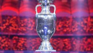 El trofeo que se llevará la selección campeona del certamen de la Eurocopa 2024.