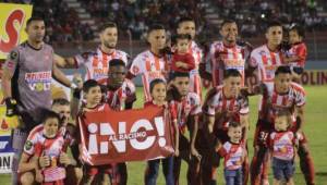 Parte de la plantilla del Vida durante uno de sus encuentros en el Torneo Clausura 2020. Foto: Edgar Witty