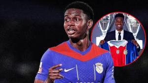 El entorno de Julián Martínez evalúa la continuidad del futbolista hondureño en el equipo presidido por Vinicius Júnior.