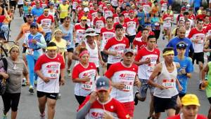Ese año se esperan más de 15 mil corredores en la Maratón LA PRENSA-GATORADE, en el evento deportivo más esperado del año.