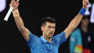 ¡No lo detienen la lesiones! Novak Djokovic eliminó a Grigor Dimitrov y avanzó a octavos del Abierto de Australia