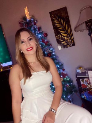 Las infartantes y elegantes fotos de las famosas hondureñas disfrutando de la Navidad 2020