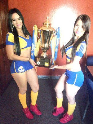 Conocé a la bella Febe Maldonado, la chica sexy de los estadios en Honduras