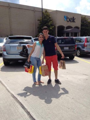 Roxana Kafati, la esposa de Esdras Padilla que roba miradas en las redes sociales