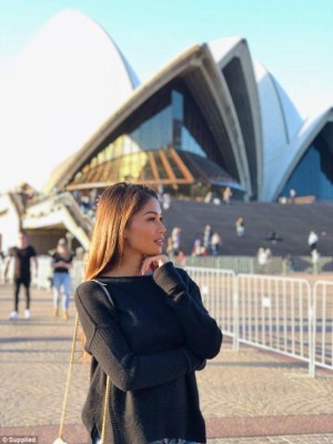 Red Dela Cruz, la modelo filipina que vuelve locos a todos en la UFC