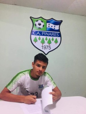 Fichajes de Ascenso: Equipos de la segunda se refuerzan con jugadores con pasado en Liga Nacional.