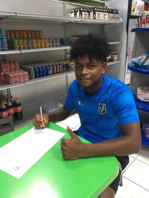 Fichajes del Ascenso: Savio se sigue armando, Independiente ficha a exPlatense y Wilmer Cruz busca refuerzos