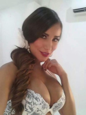 ¡Qué linda! Así es Melissa Mora, la hermosa tica que anima la Copa América