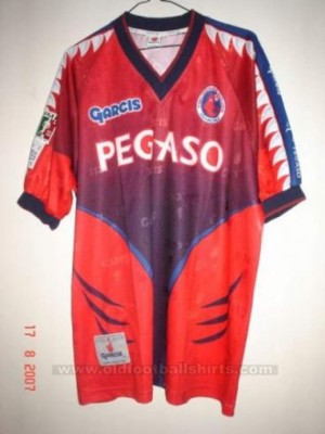 ¡Horribles! Los uniformes de fútbol más feos en la historia de la Liga MX