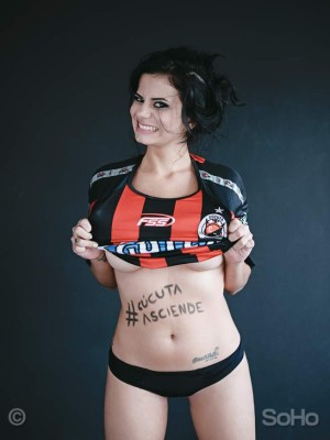 FOTOS: La periodista que dejó su profesión para ser actriz del cine para adultos