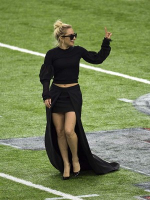Lady Gaga sorprende a todos en el Super Bowl al enseñar sus partes íntimas