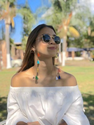 Hija de ex seleccionado mexicano deja el modelaje para ser futbolista profesional en su país