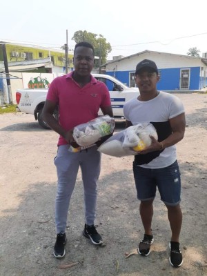 La Asociación de Futbolistas cumple con entrega de víveres para jugadores de Real de Minas, Vida y Victoria