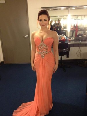 ¿Demi Lovato llevaría toda su belleza a París junto a Neymar?