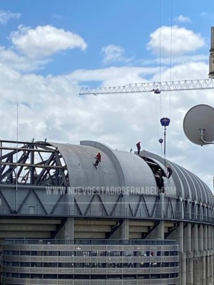 Comenzaron a poner el techo retráctil: Así marcha la remodelación del Santiago Bernabéu