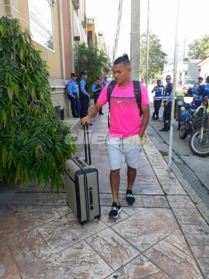 Curiosos looks de los jugadores de la Selección al llegar a San Pedro Sula