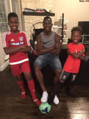 La evolución de Keyrol Figueroa, el hijo de Maynor; de ser estrella en la U-12 del Liverpool a su debut en U-18