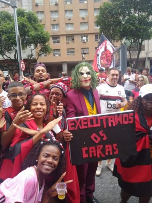 Eufórica celebración del Flamengo en Río de Janeiro tras ganar la Copa Libertadores