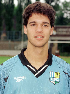 Michael Ballack confirmó el fin de su brillante carrera.