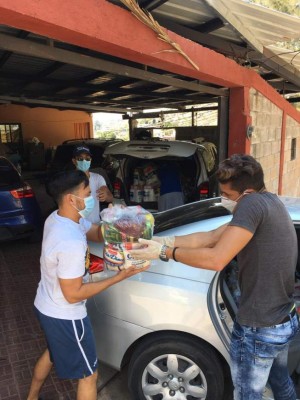 La Asociación de Futbolistas cumple con entrega de víveres para jugadores de Real de Minas, Vida y Victoria