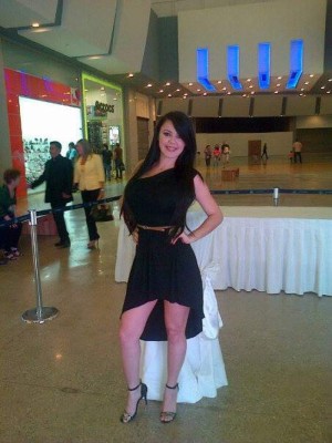 Ismari García, la belleza que engalana los juegos de la Liga de Guatemala