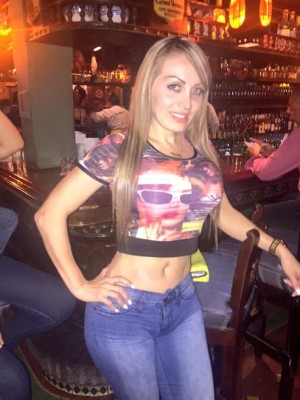 Arcelia Bravo, la modelo venezolana que se desnudó por el gane de México a USA