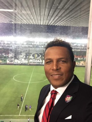 Así es la nueva vida de Carlos Pavón alejado de los banquillos