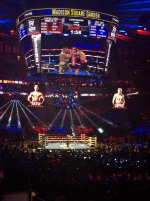 ¡Lluvia de puños! Las imágenes que dejó el nocaut de Teófimo López a Edis Tatli
