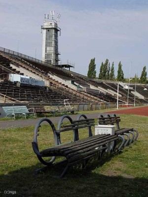 ¡Increíble! Grandes estadios que están totalmente abandonados