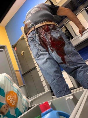 Las desgarradoras fotos del tiroteo que dejó varios muertos en un Walmart en Texas