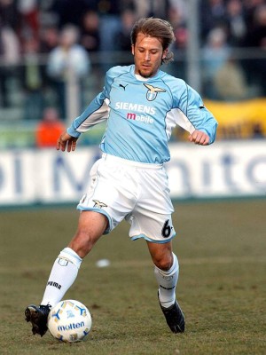 Los 11 jugadores que arruinaron su carrera futbolística al cambiar de equipo