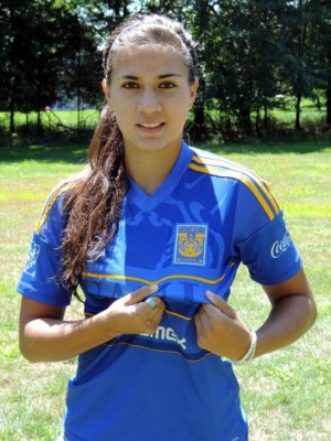 Nayeli Rangel, la mexicana que enamorará a los ticos