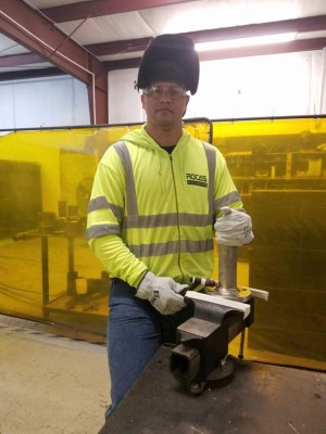 ¡SUEÑO AMERICANO! Así es la vida de futbolista hondureño que triunfa como soldador en Estados Unidos