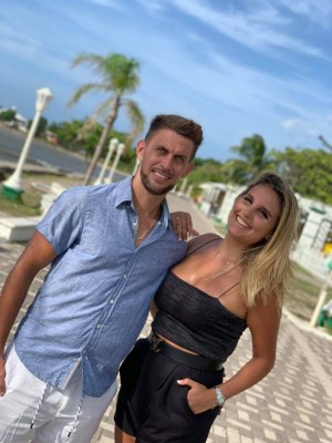 Baleadas, retos y amor por otro equipo: Las revelaciones de Guillermo Chavasco y su hermosa novia en La Ceiba