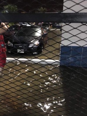 FOTOS: El caos que desató más de una hora de lluvia en San Pedro Sula