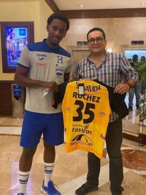 ¡Pelones e intercambio de camisas! La intimidad de Honduras previo al juego con Panamá