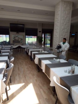 Besiktas busca frenar el contagio del coronavirus con moderna cabina de desinfección