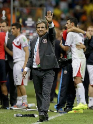 'Bolillo' Gómez y Jorge Luis Pinto, dos técnicos amigos de las polémicas