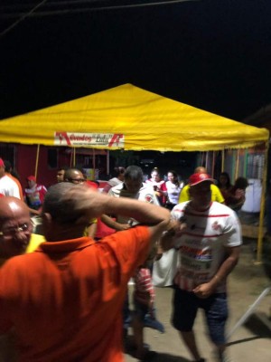 EN FOTOS: Así fue el enorme recibimiento que tuvo Real Sociedad al llegar a Tocoa