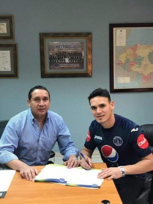 Paraguayo Roberto Moreira es nuevo jugador de Motagua