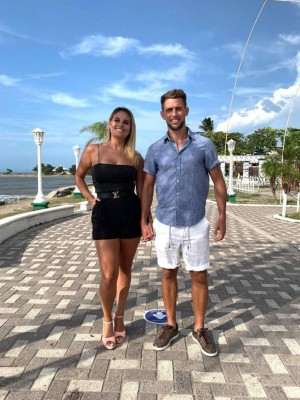 Baleadas, retos y amor por otro equipo: Las revelaciones de Guillermo Chavasco y su hermosa novia en La Ceiba