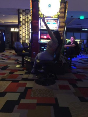 FOTOS: ¡Elsa Oseguera paraliza Las Vegas con un bikini ajustado!